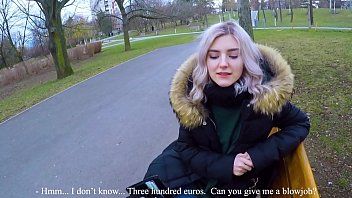 play Xnxx film étudiant et taticull baise avec une blonde russe dans un parc