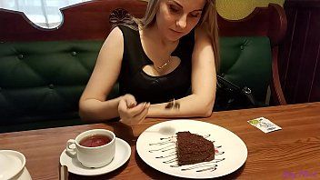 play في المقهى تم تصويره مع دسار في كس