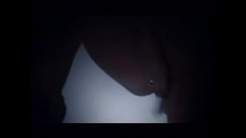 play Recibe lenguas en su coño de su novio muy deprimido y esta jovencita lo siente