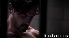 play Das verbotene Tabu der Cousine: Eliza Jane und Ryan Driller in einer intensiven Hardcore-Begegnung