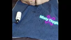 play La belle-mère MILF potelée se déchaîne avec des godes et une bite noire