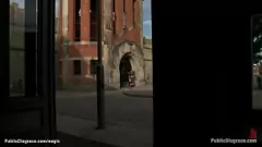 play Euro babe ingediend bij hardcore openbare BDSM
